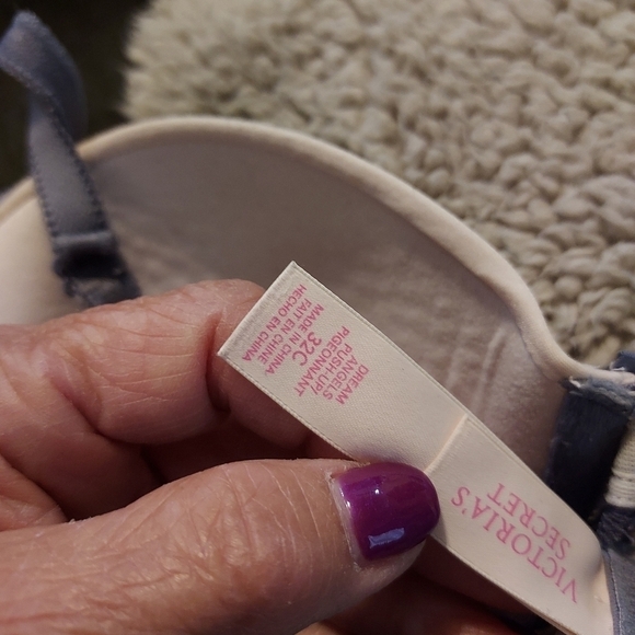 Victoria secret 32C Dream Angel silver lace over cream - Picture 4 of 15